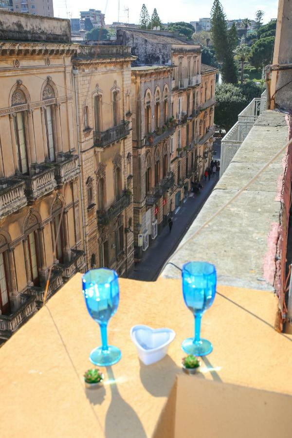 Sicily Wonderful Villa Bellini คาตาเนีย ภายนอก รูปภาพ